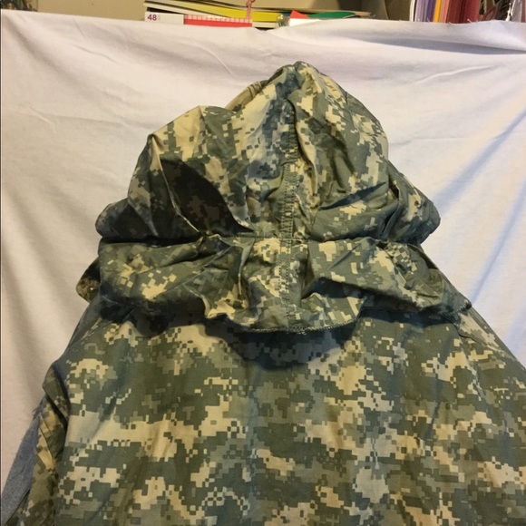 Army jacket - Picture 2 of 3